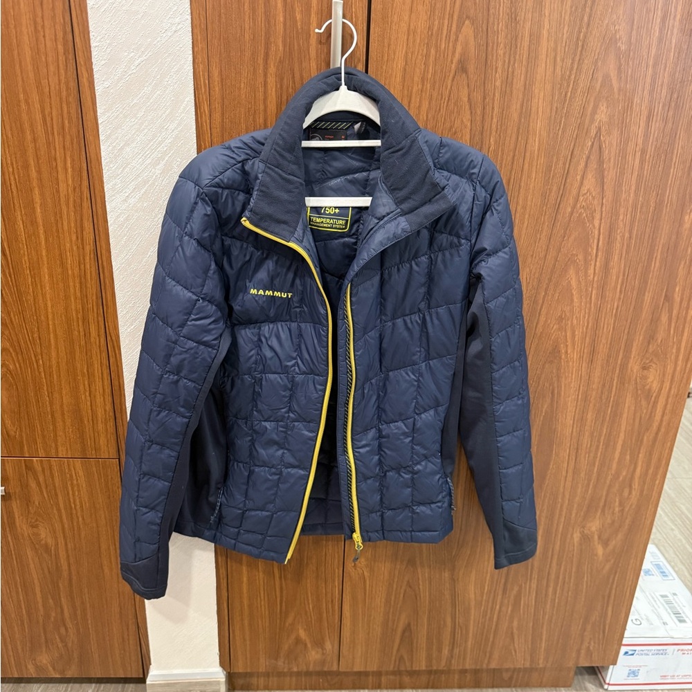 Mammut flexidown in jacket men’s size M